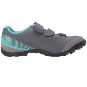 SHIMANO ME2 8.5 cycling shoes